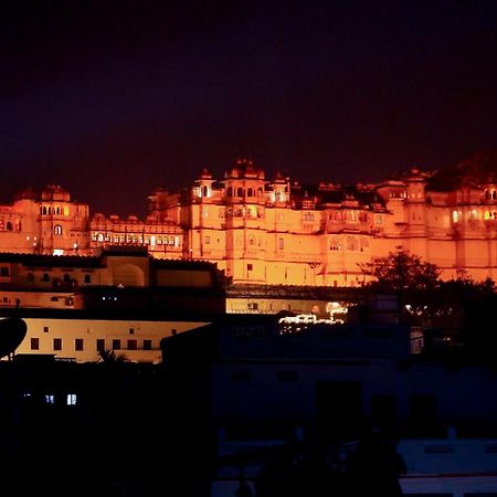 Shri Daulat Villas Udaipur Exterior photo