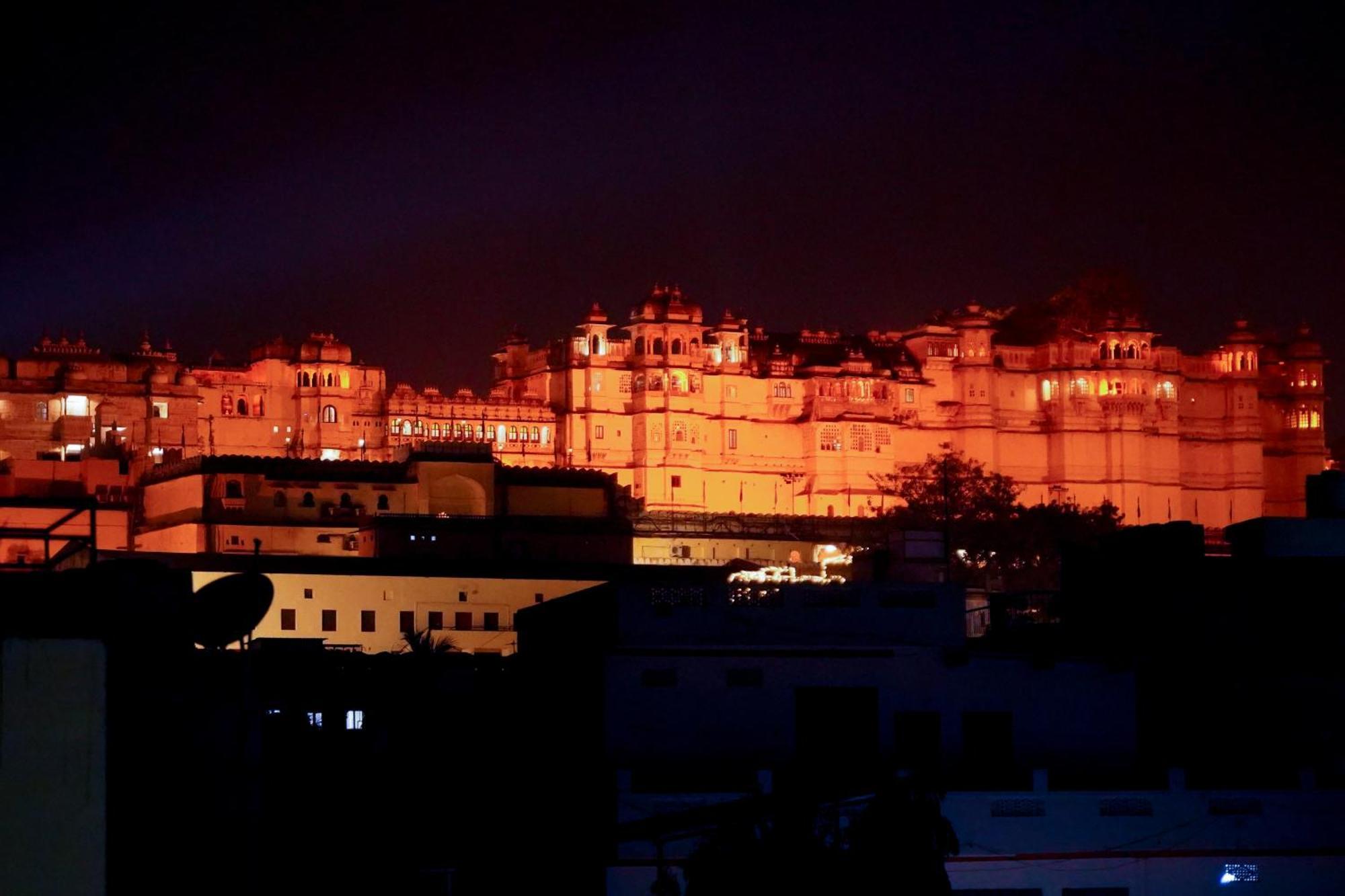 Shri Daulat Villas Udaipur Exterior photo